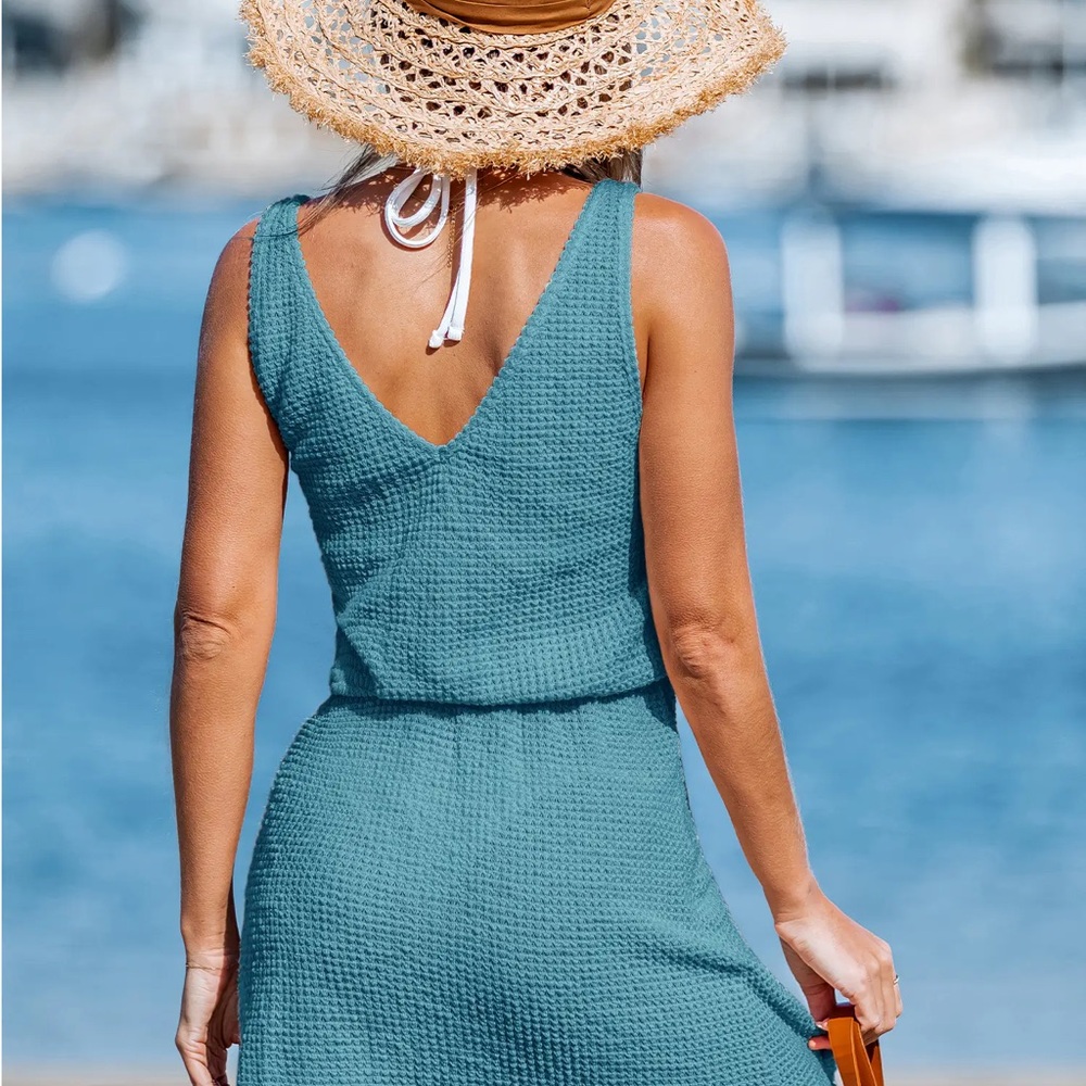 Teal Sleeveless Textured Dress - Picture 2 of 4